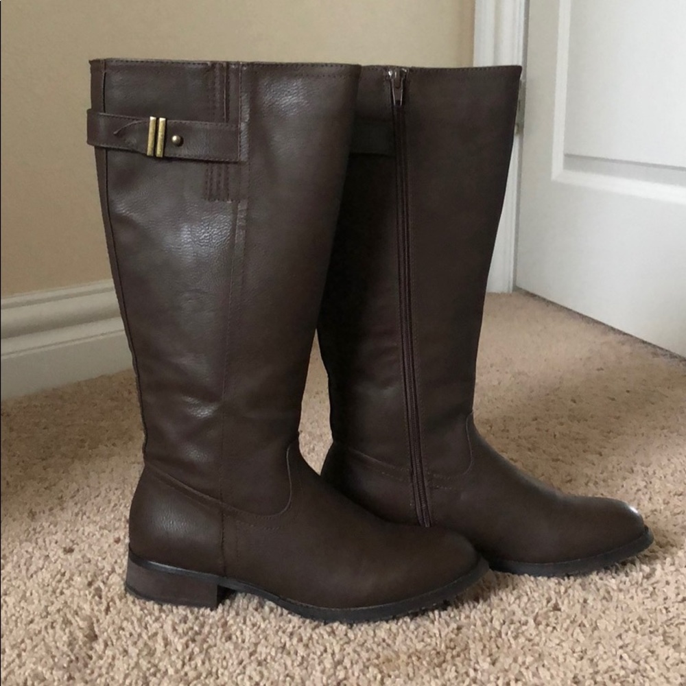 Size 6.5 Tall Boots